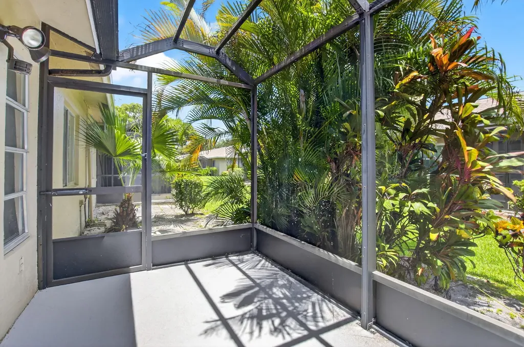 8583 Overset Lane Boca Raton FL 33496