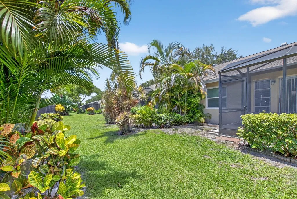 8583 Overset Lane Boca Raton FL 33496