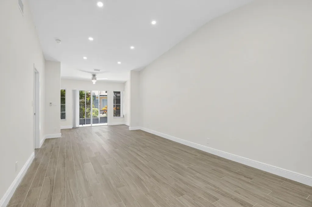 8583 Overset Lane Boca Raton FL 33496