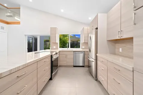 4197 NE 5th Avenue Boca Raton FL 33431