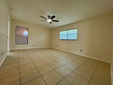 328 W Sugarland Circle Clewiston FL 33440