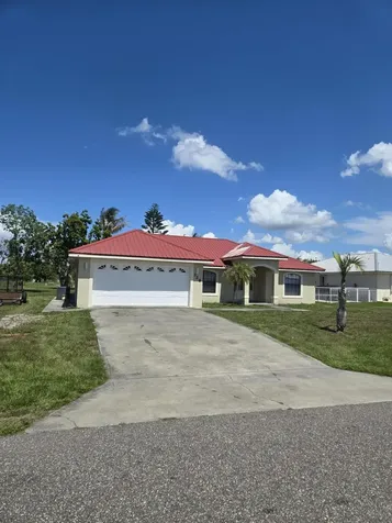 328 W Sugarland Circle Clewiston FL 33440
