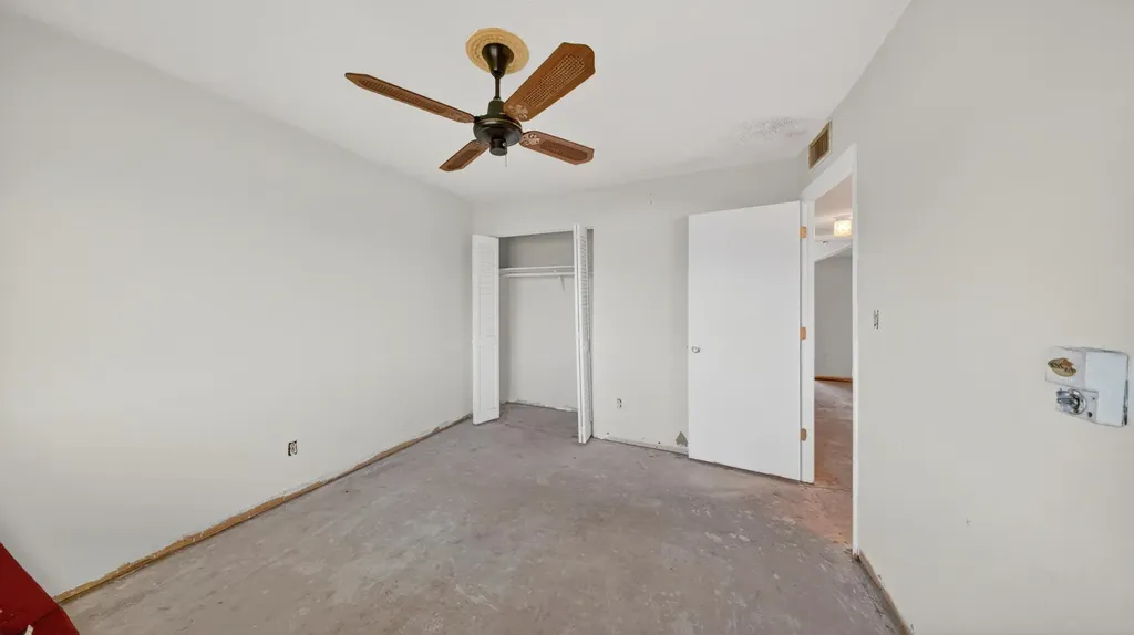 1100 NE 191st Street Miami FL 33179