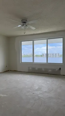 1100 NE 191st Street Miami FL 33179