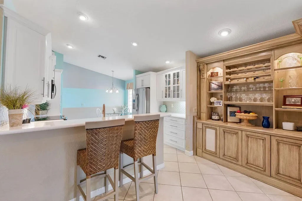 6643 Sherbrook Drive Boynton Beach FL 33437