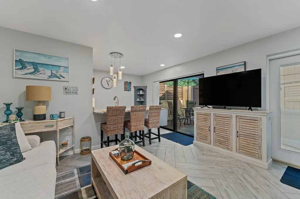 1605 S Us Highway 1 Jupiter FL 33477