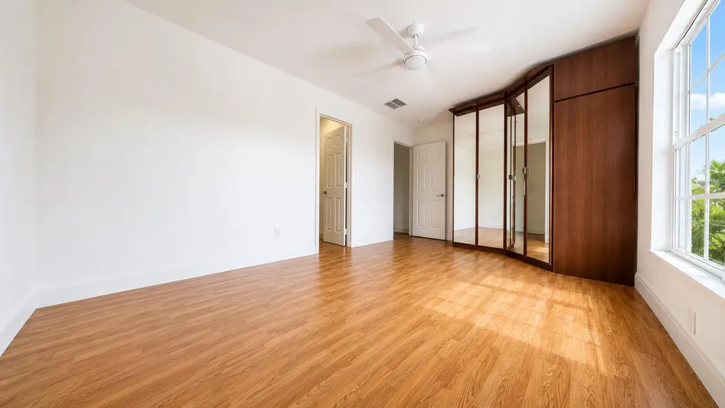 420 SE 4th Court Pompano Beach FL 33060