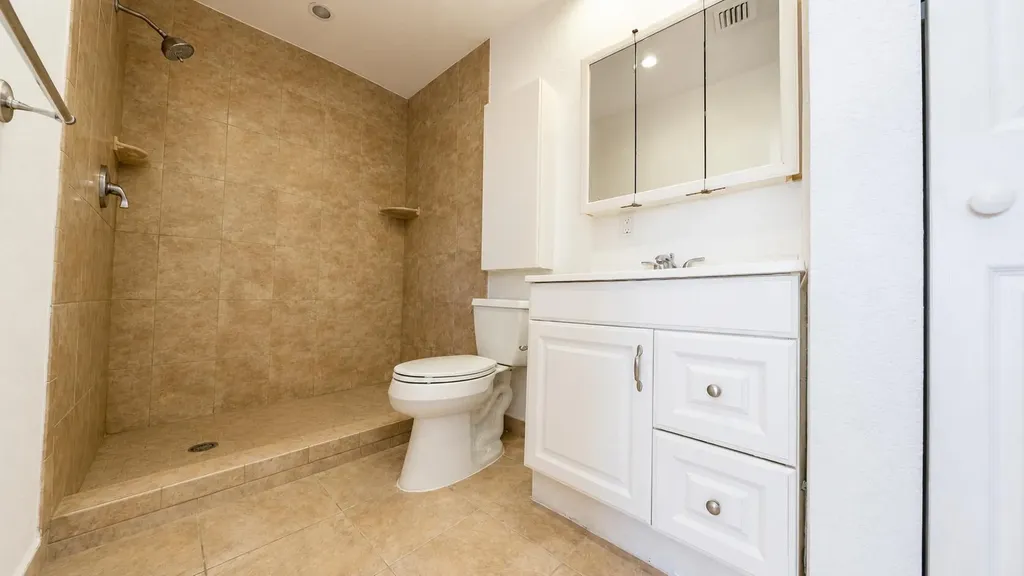 420 SE 4th Court Pompano Beach FL 33060