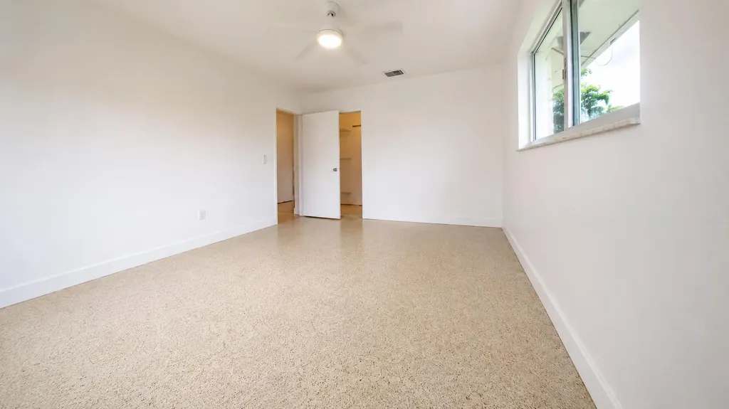 420 SE 4th Court Pompano Beach FL 33060
