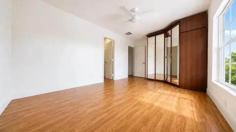 420 SE 4th Court Pompano Beach FL 33060
