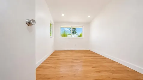 420 SE 4th Court Pompano Beach FL 33060
