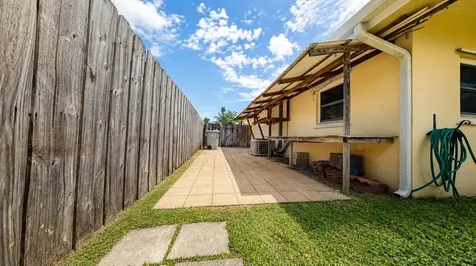 420 SE 4th Court Pompano Beach FL 33060