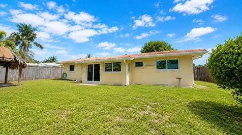 420 SE 4th Court Pompano Beach FL 33060