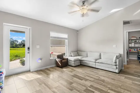2872 Secretariat Drive Labelle FL 33935