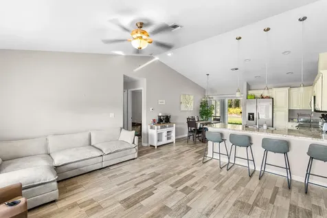 2872 Secretariat Drive Labelle FL 33935