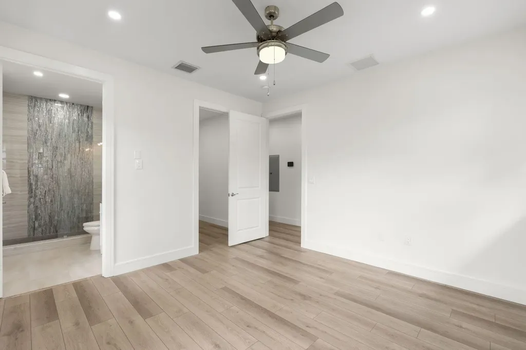2510 N Lake Drive Drive N Boynton Beach FL 33435