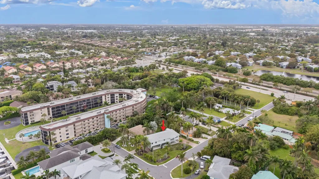 2510 N Lake Drive Drive N Boynton Beach FL 33435