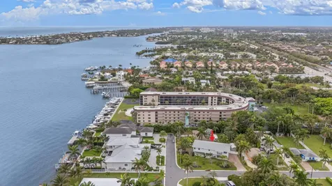 2510 N Lake Drive Drive N Boynton Beach FL 33435