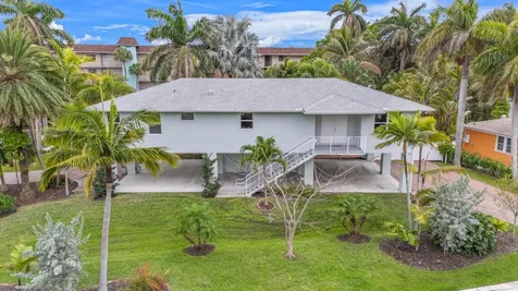2510 N Lake Drive Drive N Boynton Beach FL 33435