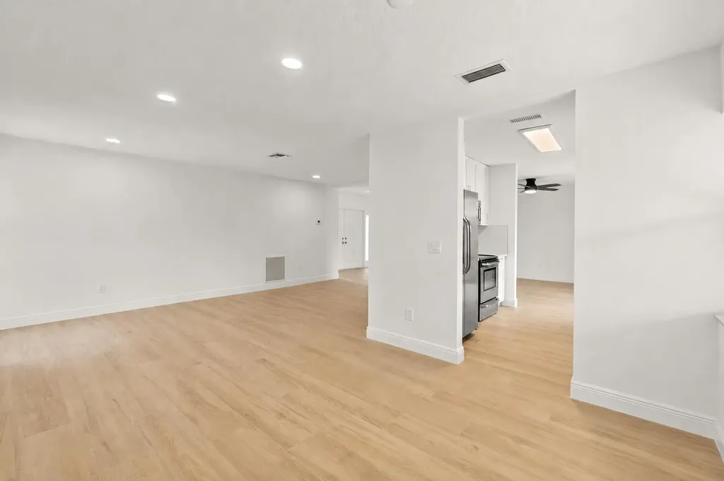 1313 Pinetta Circle Wellington FL 33414