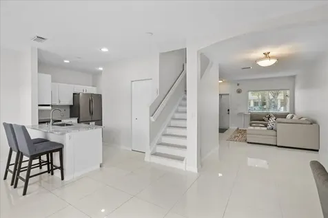 4722 Lago Vista Drive Coconut Creek FL 33073