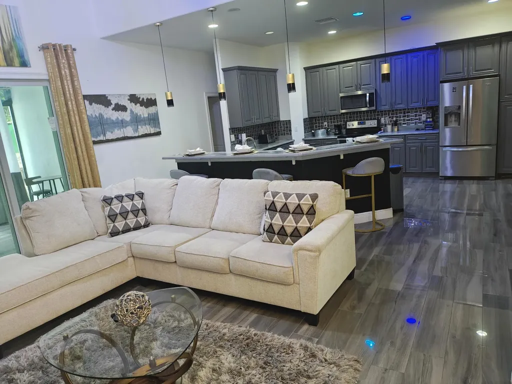 376 SW Tulip Boulevard Port St Lucie FL 34953