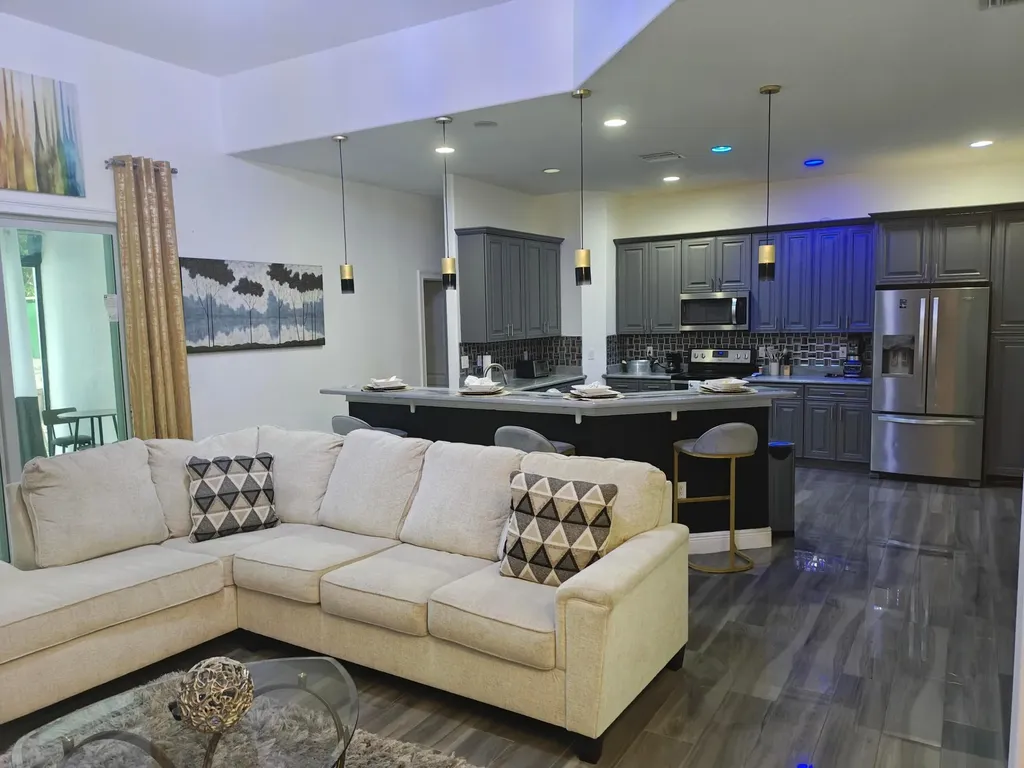 376 SW Tulip Boulevard Port St Lucie FL 34953