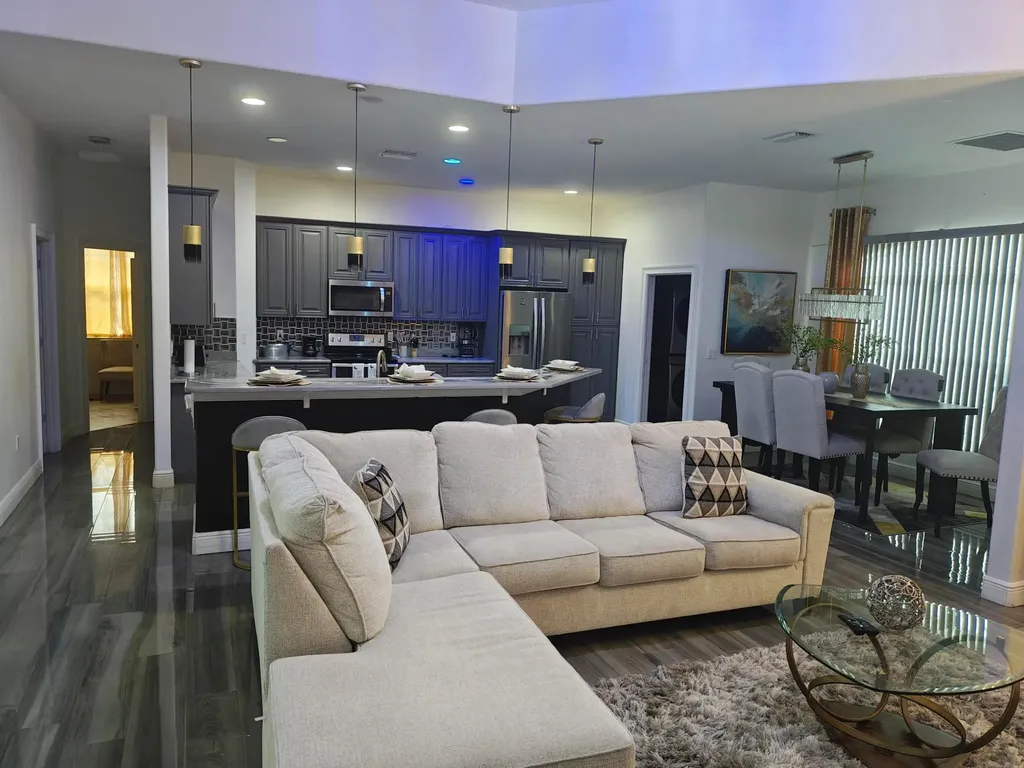 376 SW Tulip Boulevard Port St Lucie FL 34953
