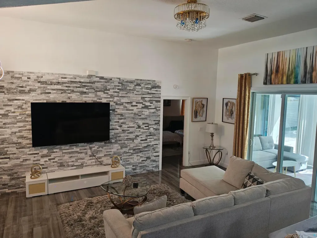 376 SW Tulip Boulevard Port St Lucie FL 34953