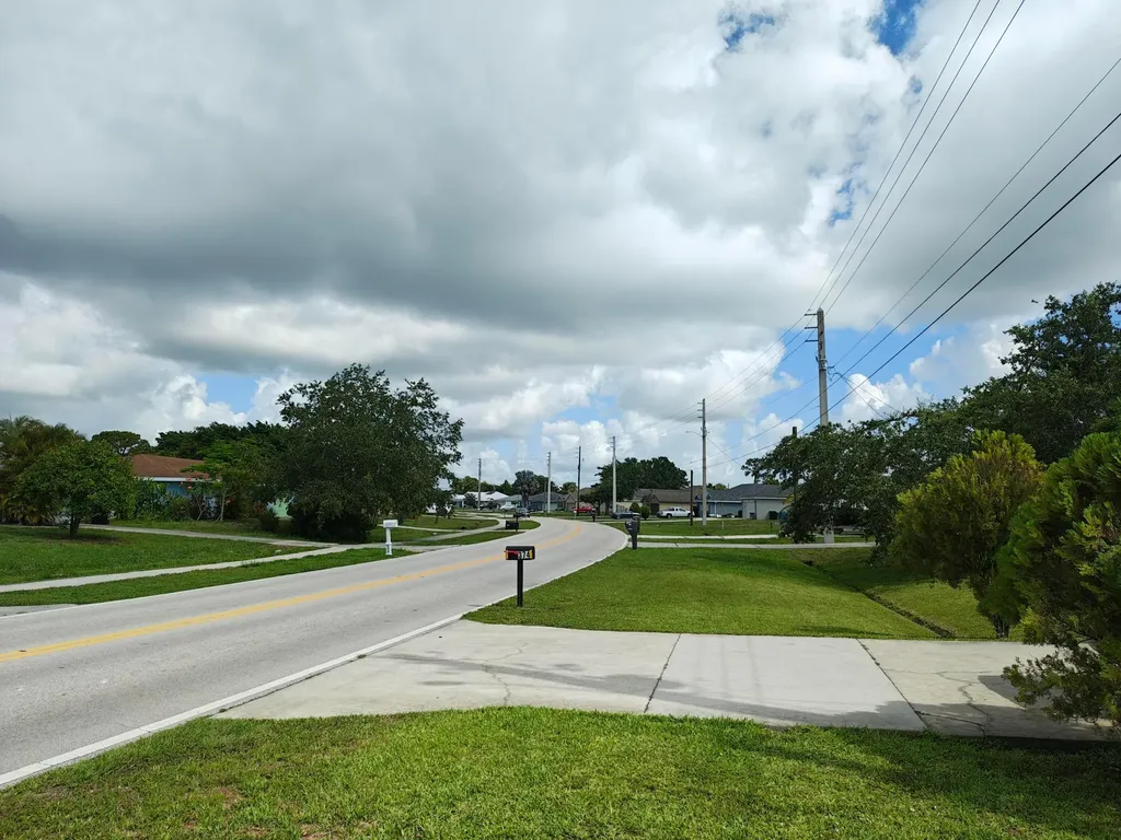 376 SW Tulip Boulevard Port St Lucie FL 34953
