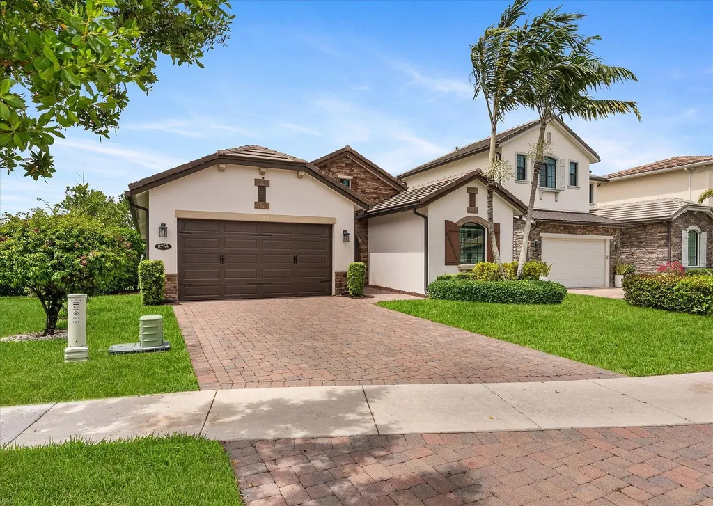 8259 Grand Prix Lane Boynton Beach FL 33472
