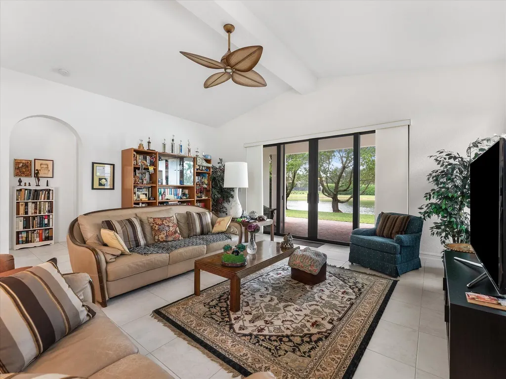 8259 Grand Prix Lane Boynton Beach FL 33472