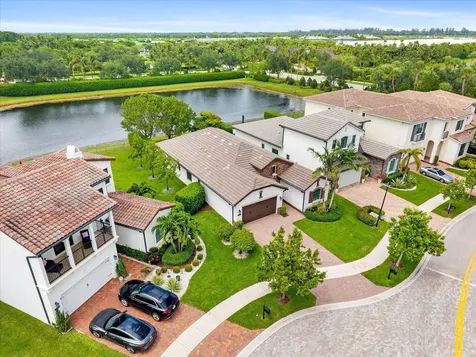 8259 Grand Prix Lane Boynton Beach FL 33472