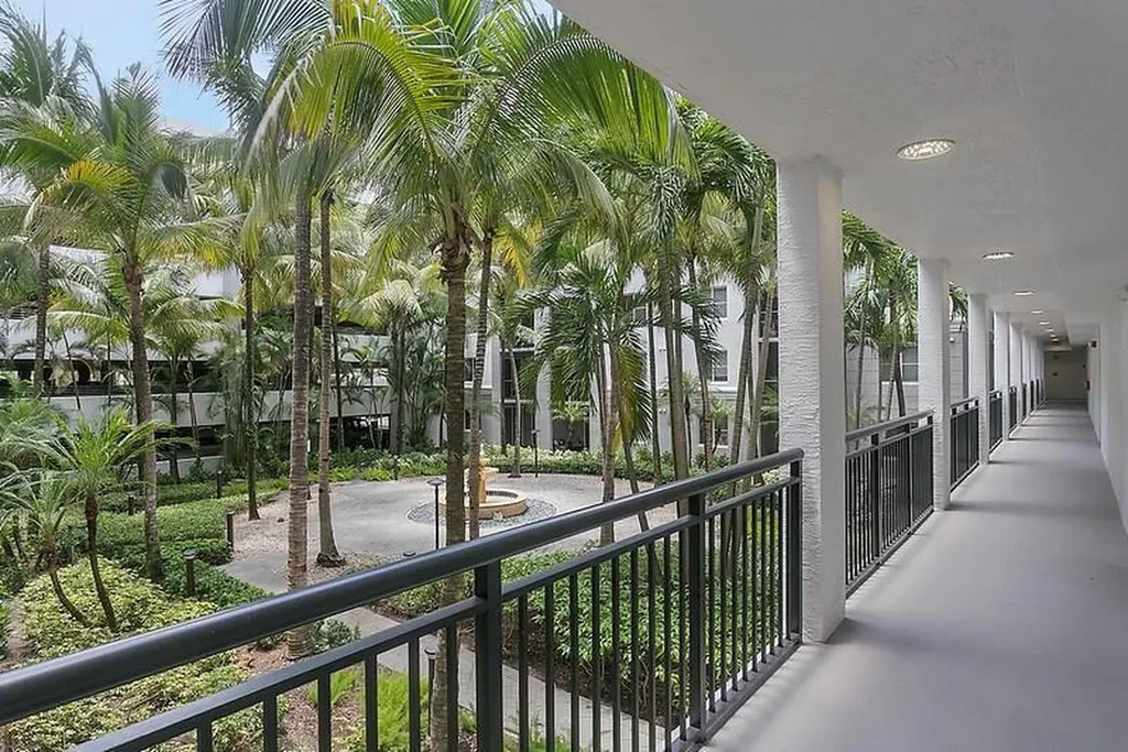 1660 Renaissance Commons Boulevard Boynton Beach FL 33426