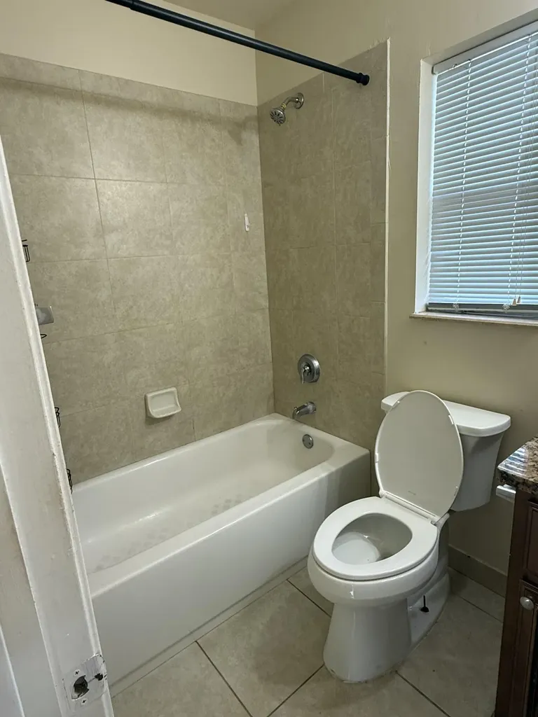 578 NE 20th Street Wilton Manors FL 33305
