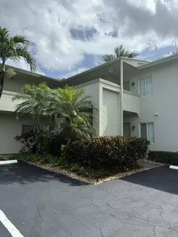 578 NE 20th Street Wilton Manors FL 33305