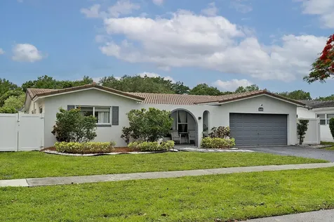 10476 NW 3rd Street Plantation FL 33324