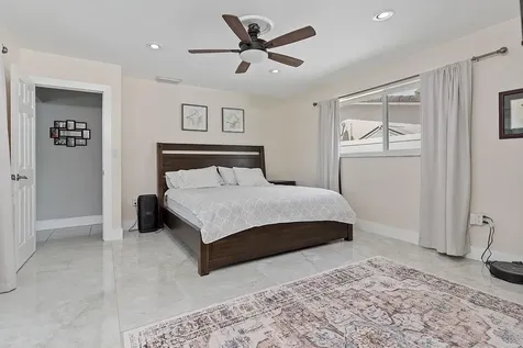 10476 NW 3rd Street Plantation FL 33324