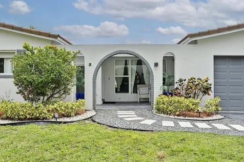 10476 NW 3rd Street Plantation FL 33324