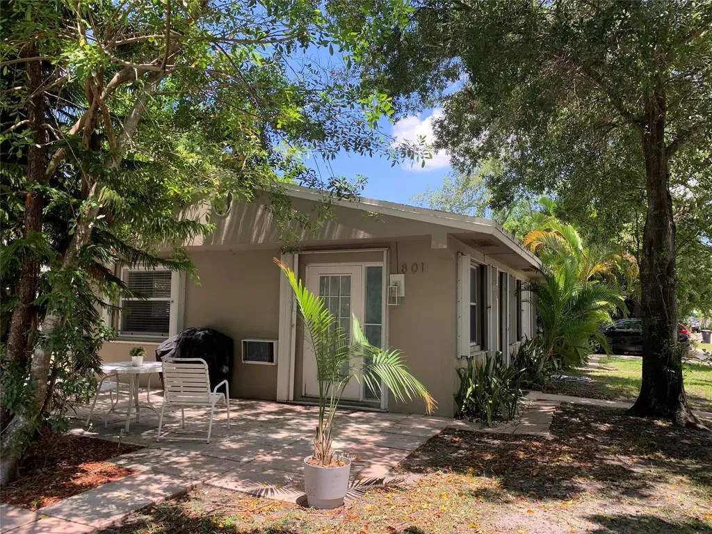 801 SW 10th Street Fort Lauderdale FL 33315