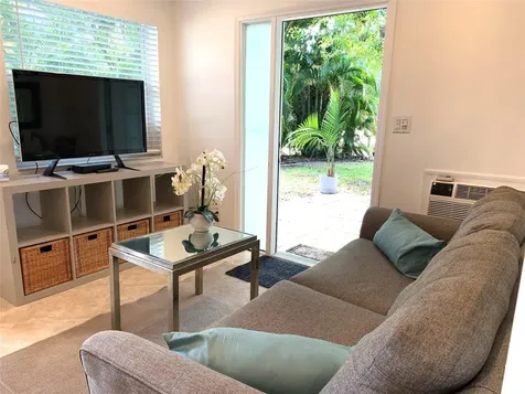801 SW 10th Street Fort Lauderdale FL 33315