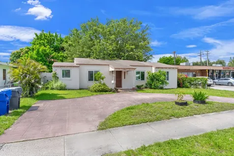 2126 Washington Street Hollywood FL 33020