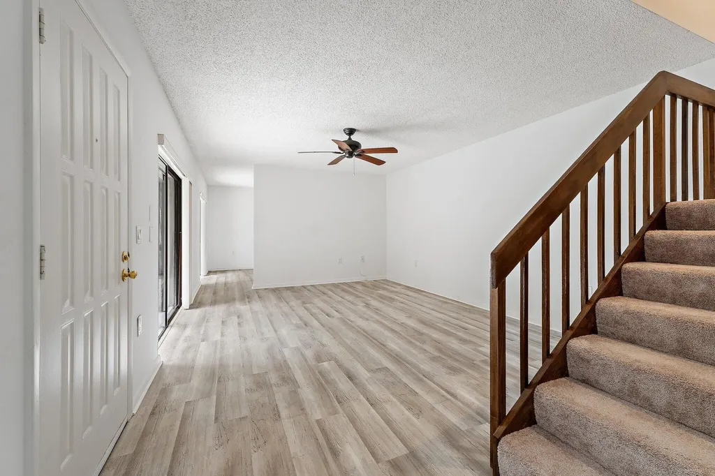 108 1st Terrace Palm Beach Gardens FL 33418