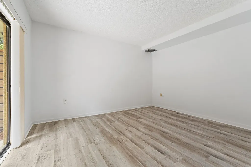 108 1st Terrace Palm Beach Gardens FL 33418