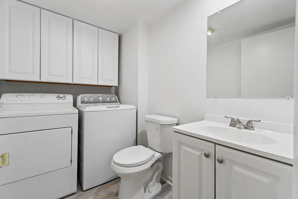 108 1st Terrace Palm Beach Gardens FL 33418