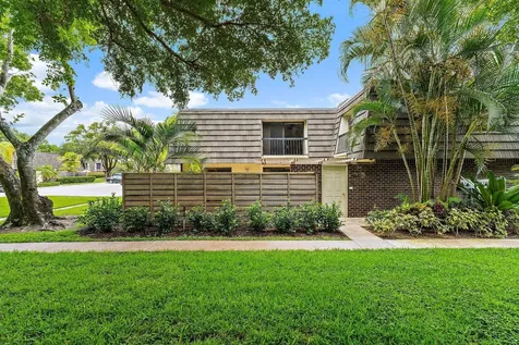 108 1st Terrace Palm Beach Gardens FL 33418