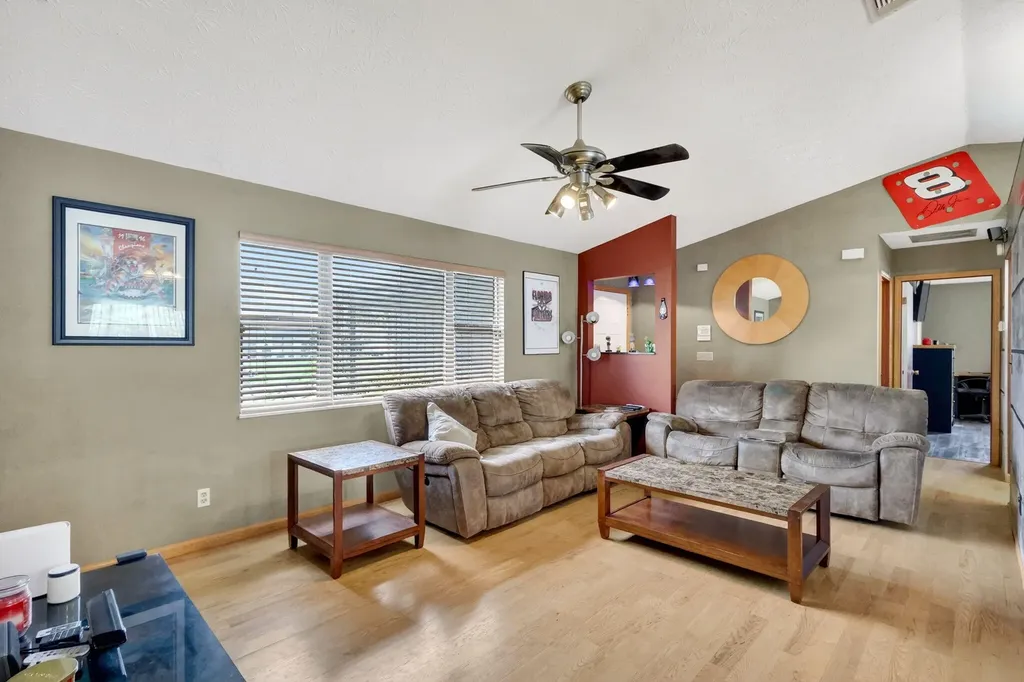641 SE Streamlet Avenue Port St Lucie FL 34983