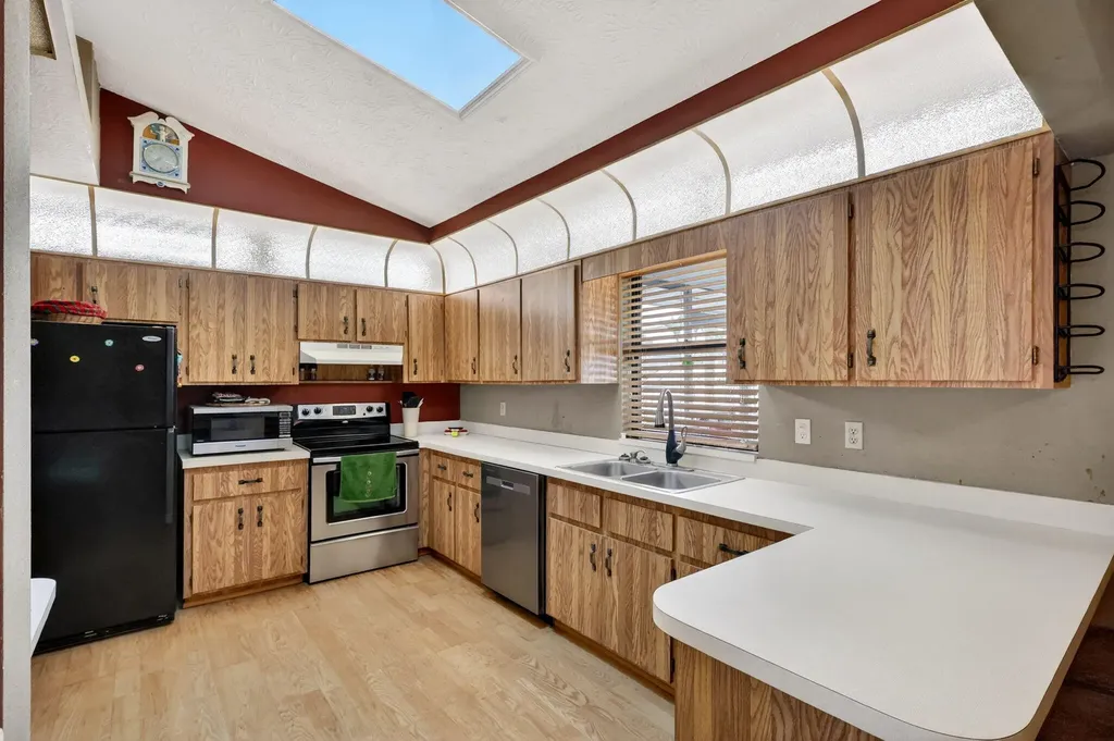 641 SE Streamlet Avenue Port St Lucie FL 34983