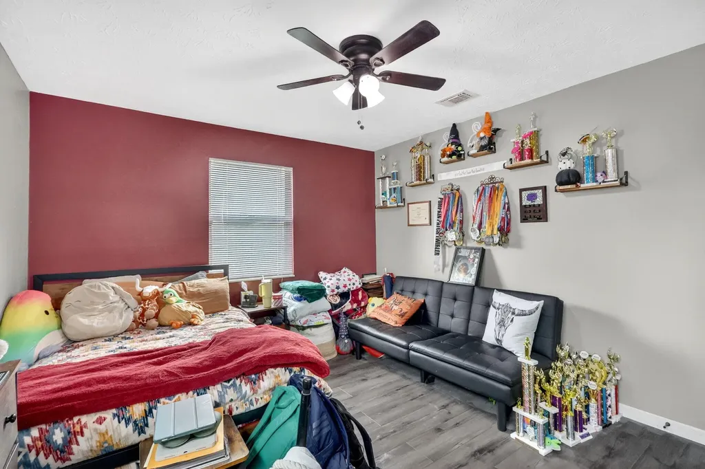 641 SE Streamlet Avenue Port St Lucie FL 34983