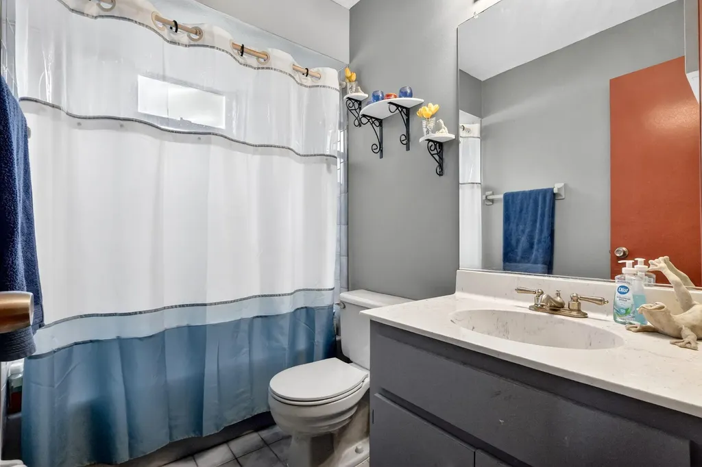 641 SE Streamlet Avenue Port St Lucie FL 34983